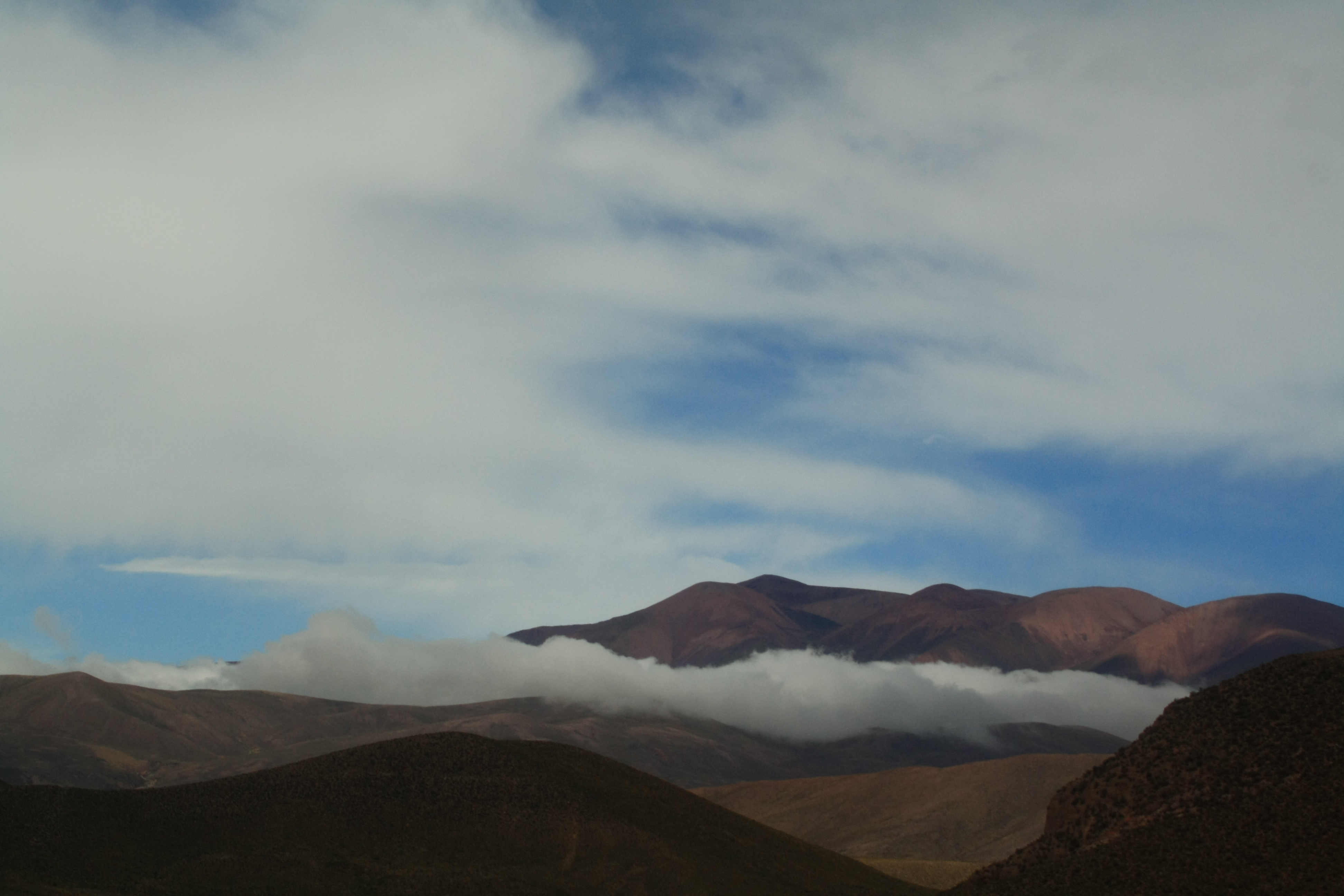 Entre nubes Quebrada de Humahuaca, Jujuy, Argentina
