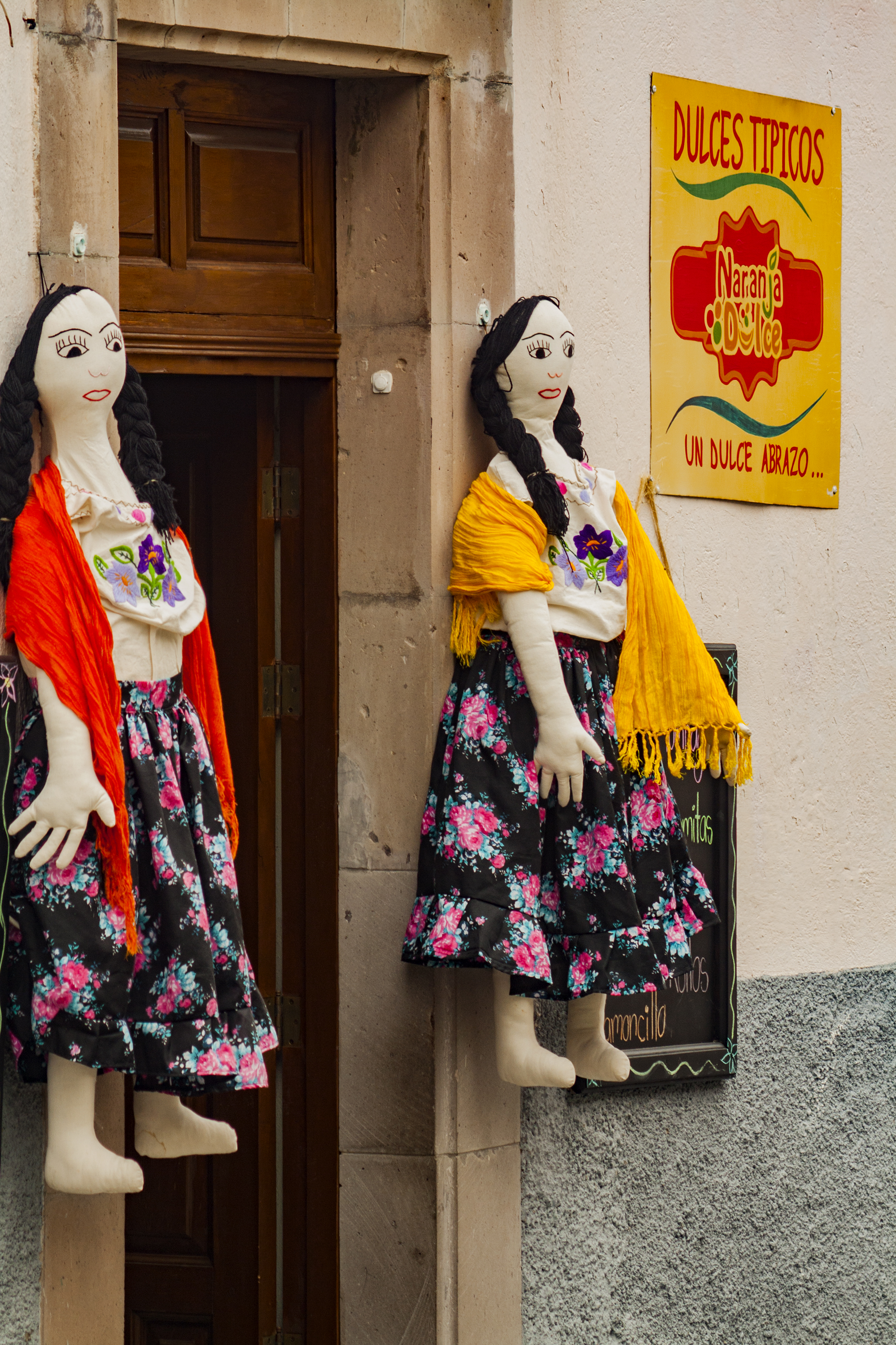 Los colores de la tradición San Miguel de Allende, Guanajuato, México