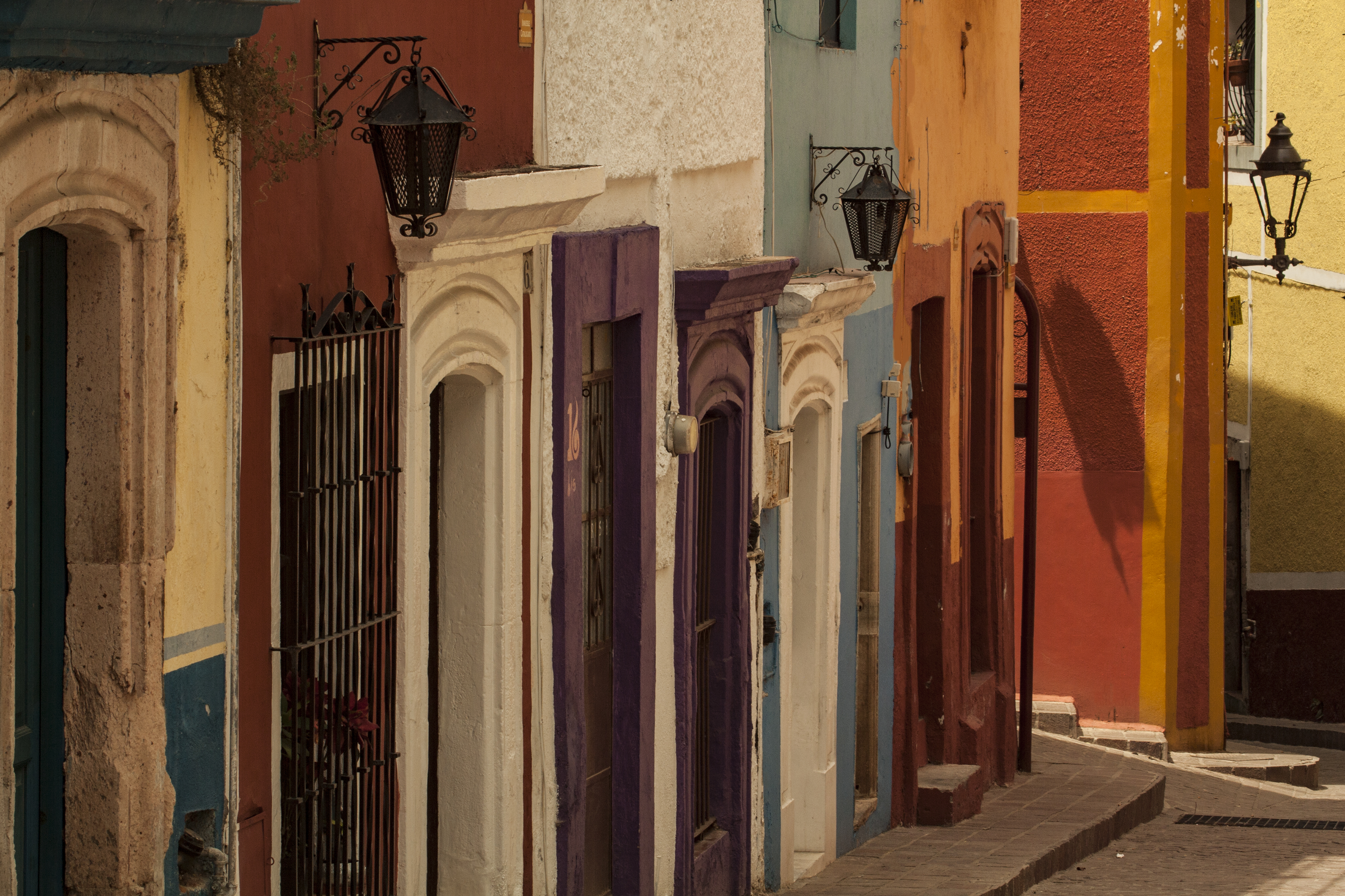 La subida al callejón Guanajuato, Guanajuato, México