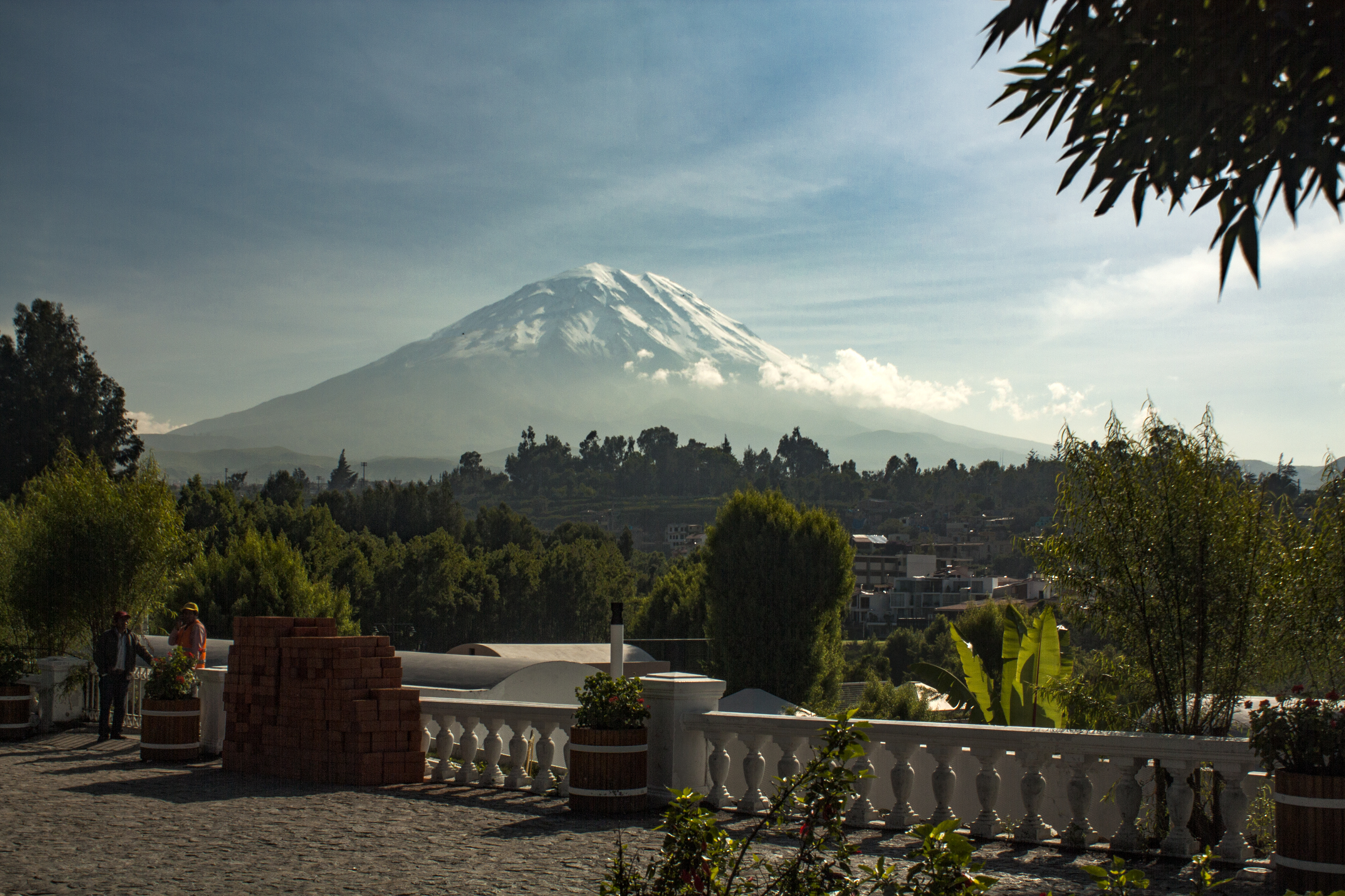 Vista del volcán Misti ciudad de Arequipa, Arequipa, Perú