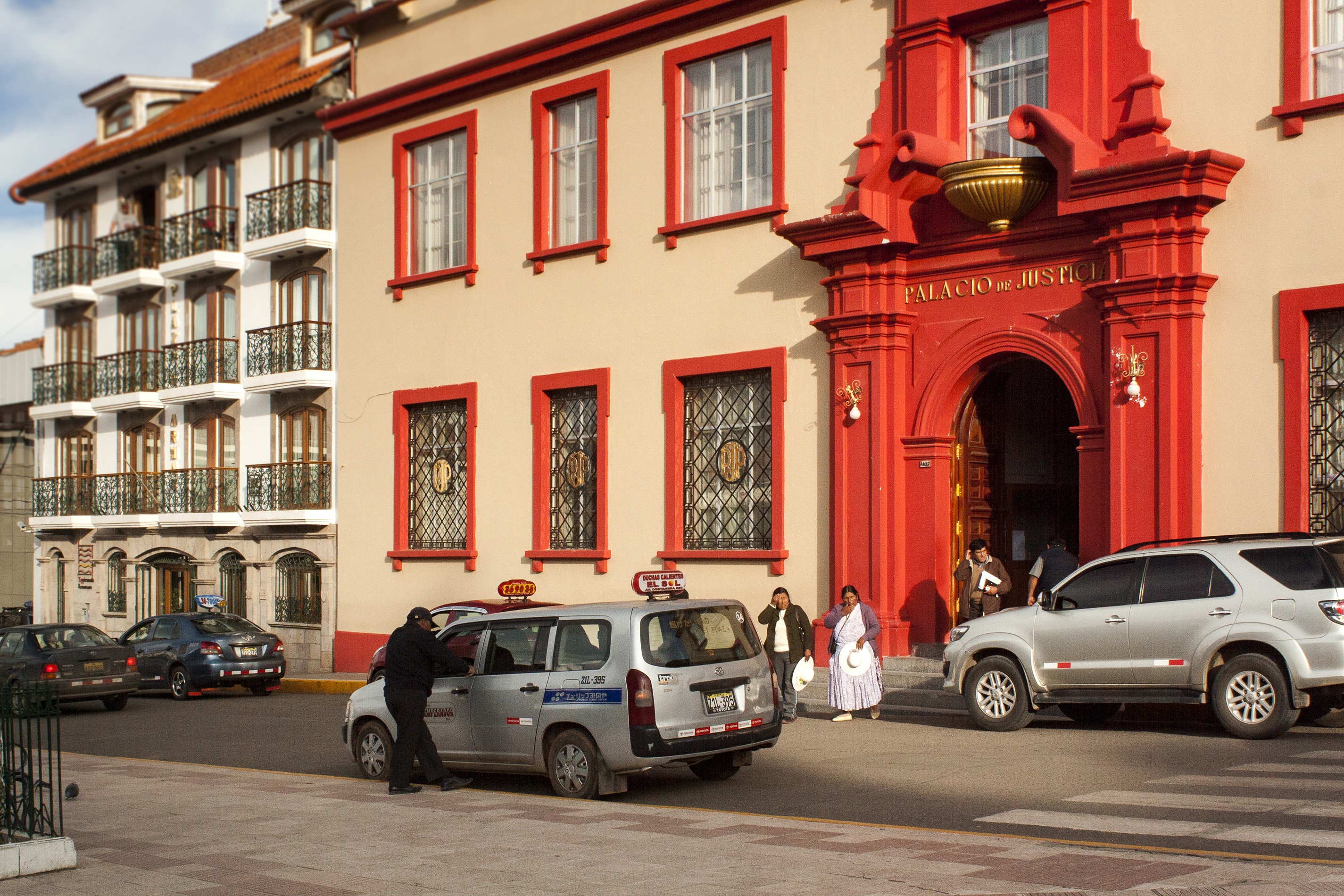 El Palacio de Justicia ciudad de Puno, Puno, Perú