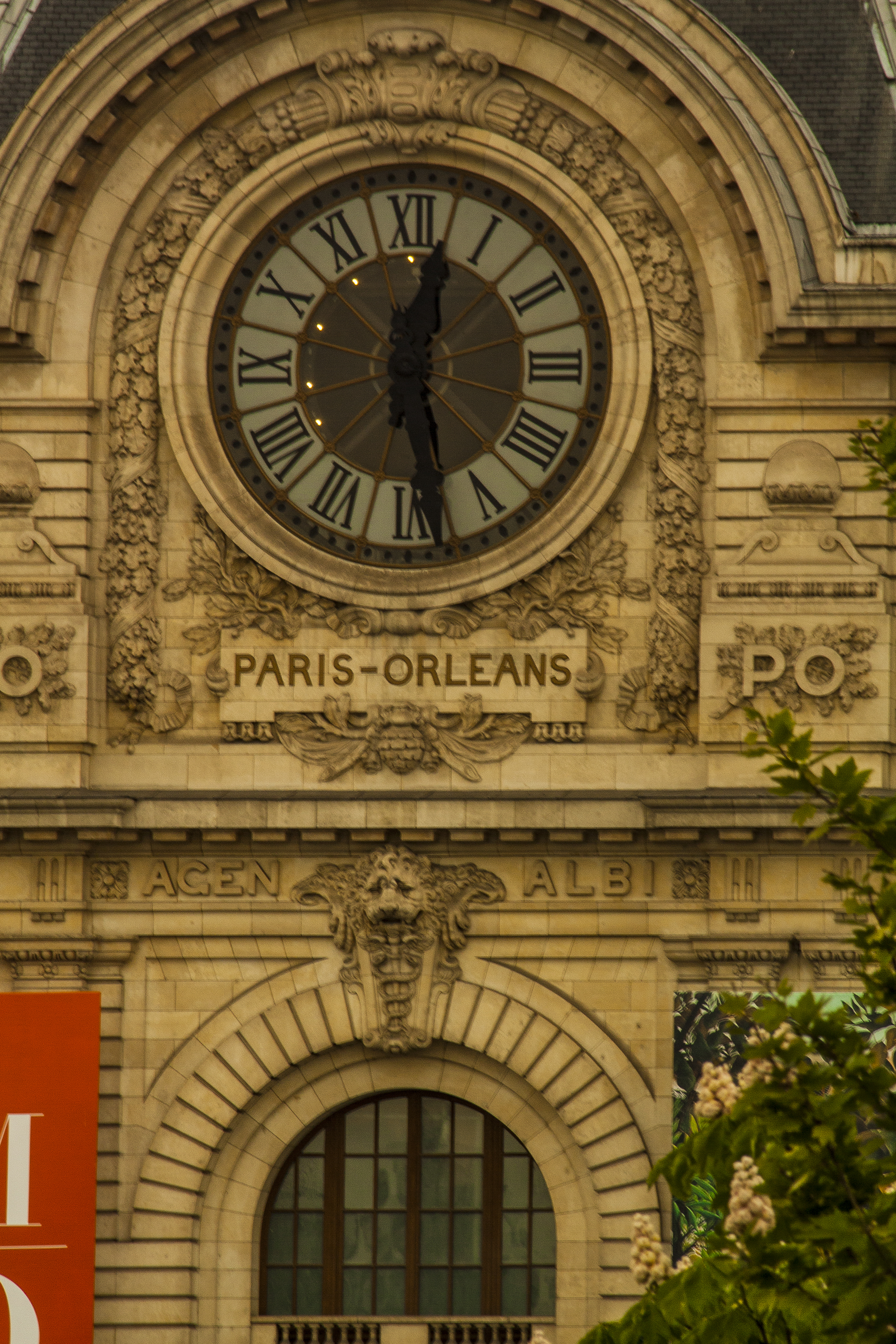 El reloj Paris, Francia