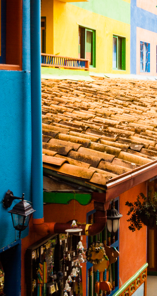 Las callejuela del pueblo Guatapé, Antioquia, Colombia